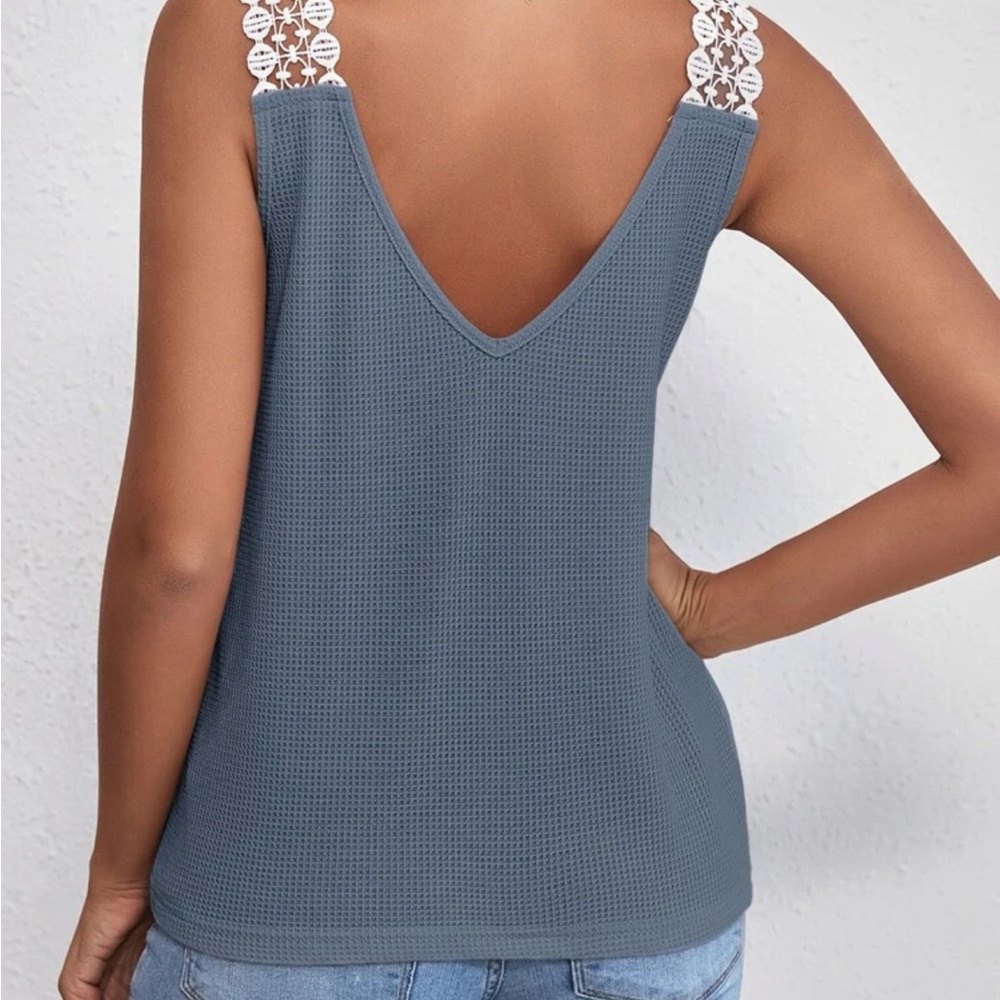 New v neck dusty blue tank top - Picture 6 of 7